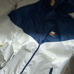 Nike windbreaker